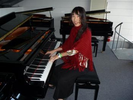 Piano Van Innis - Piano's Van Innis - Nouveautés & Liens