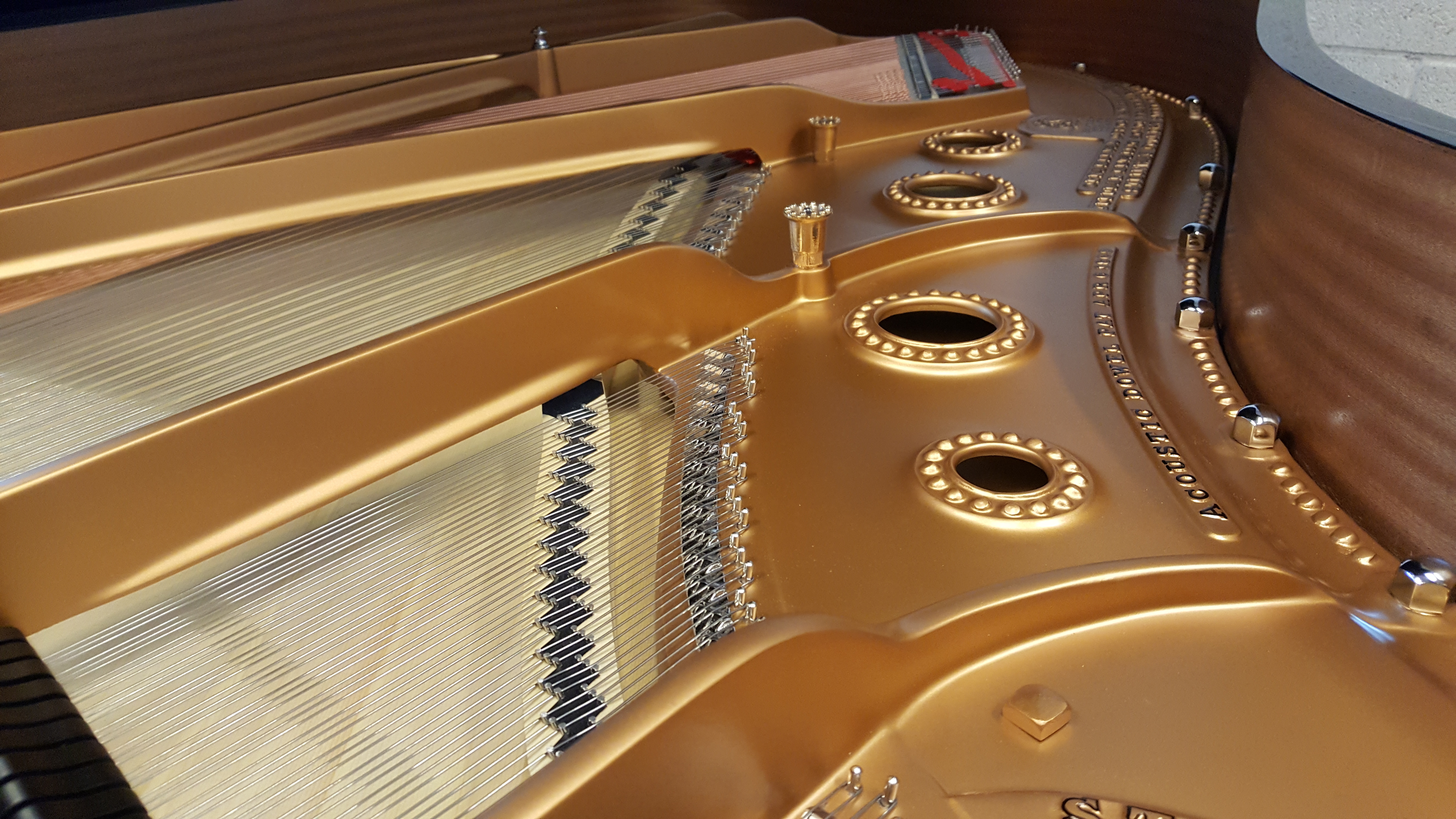STEINWAY & SONS