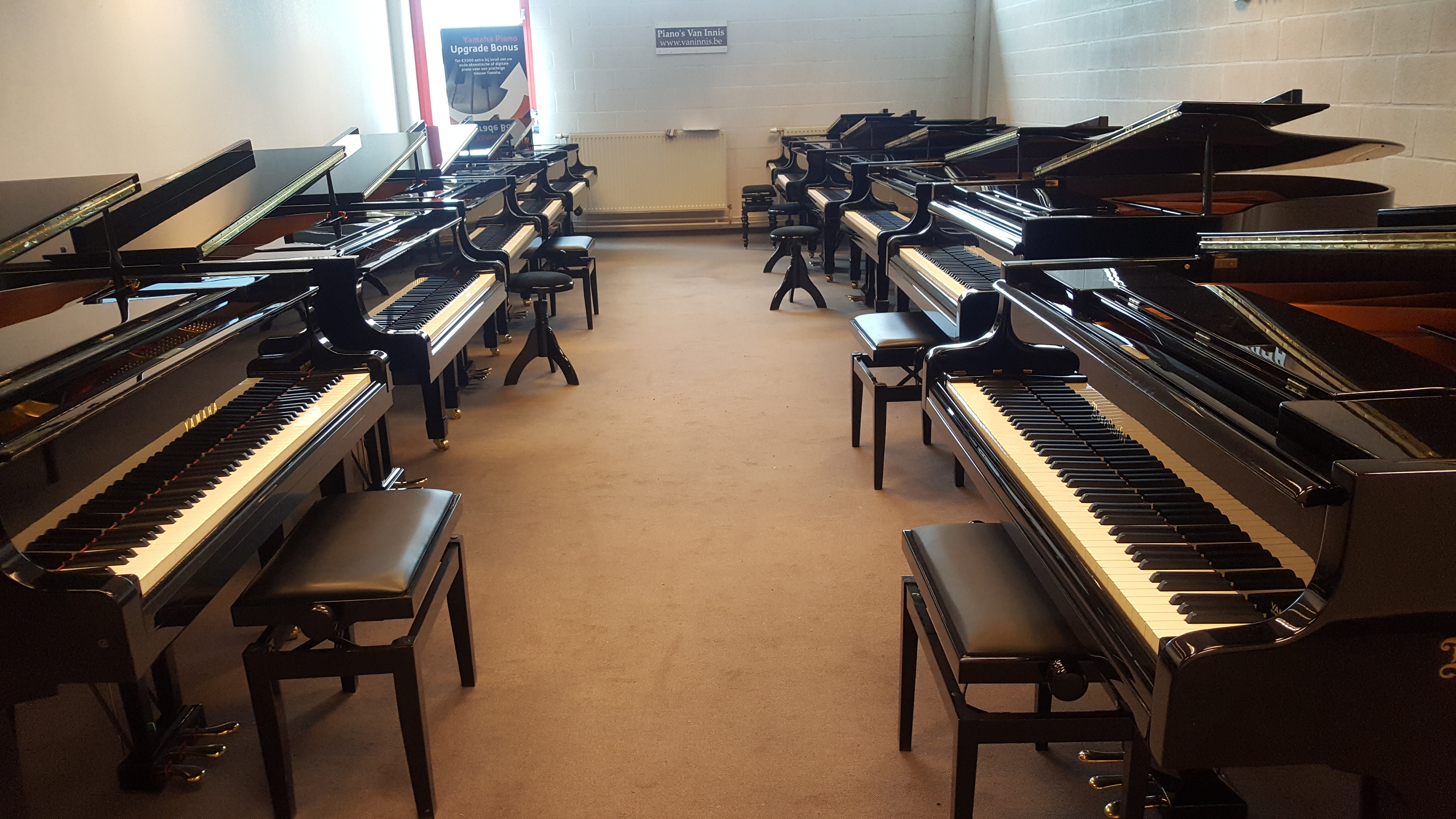 Piano's Van Innis - Toonzaal